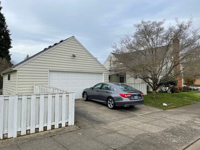 Foto del edificio - 5012 N Yale St