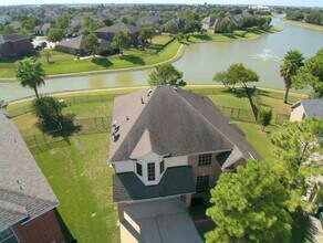 Building Photo - 17243 Desert Maize Ln