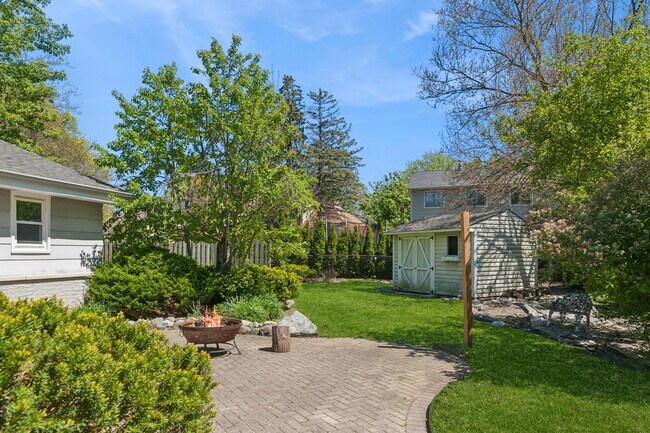 Building Photo - 1663 Longvalley Dr