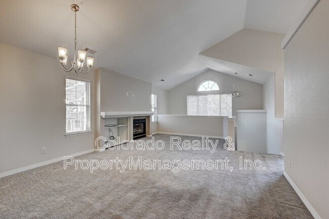 Building Photo - 4901 S Ammons St