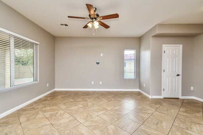 Foto del edificio - 5791 E Camino De Ayuda