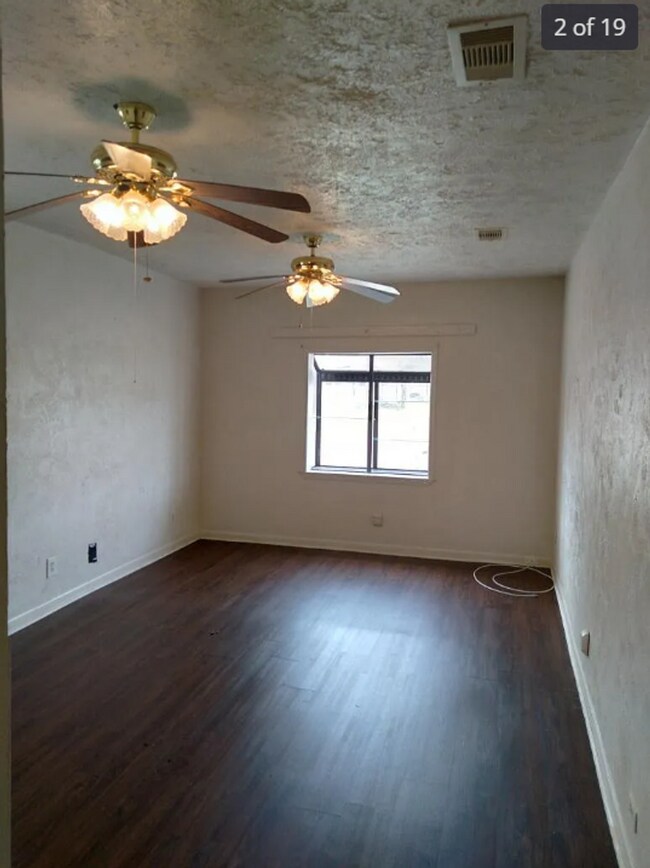 Foto del edificio - 2820 Thomas Blvd