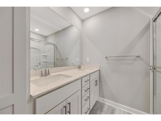 Building Photo - 10530 Weston Wy N