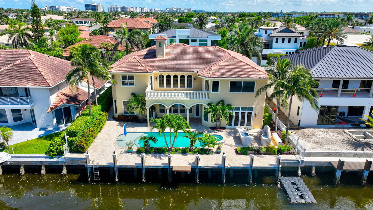 Primary Photo - 953 Banyan Dr