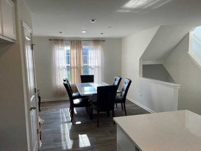 Building Photo - 17205 Longford Ln