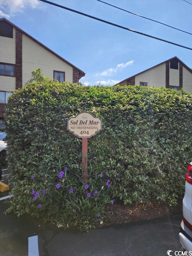 Foto del edificio - 404 76th Ave N