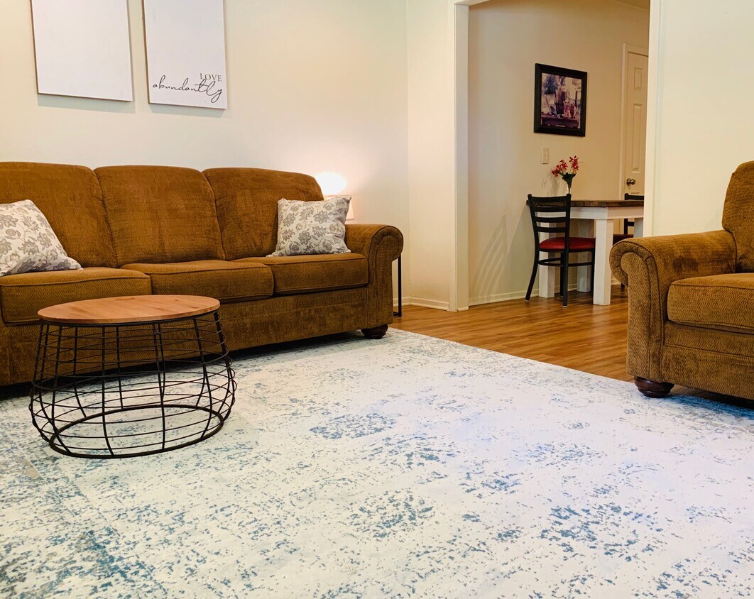 1245 Melwood Plz, Jackson, MS 39206 Townhome Rentals in Jackson MS