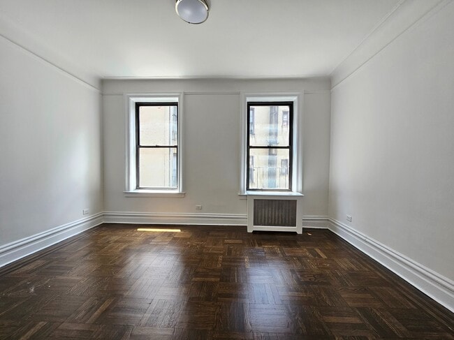 Foto del edificio - 206 W 104th St