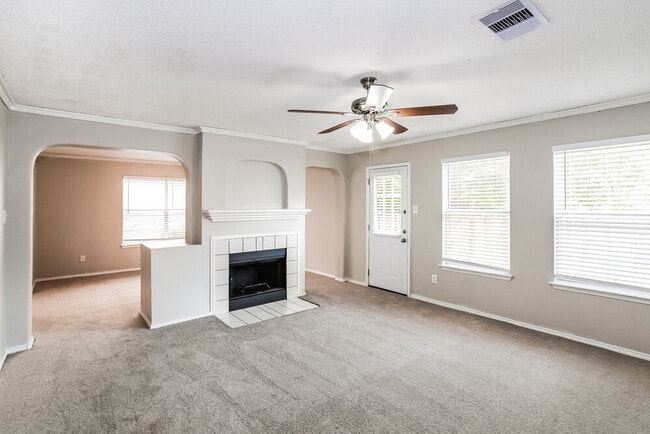 Building Photo - 1387 Javelin Way