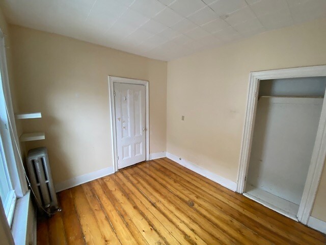 Building Photo - 35 Clarendon Ave