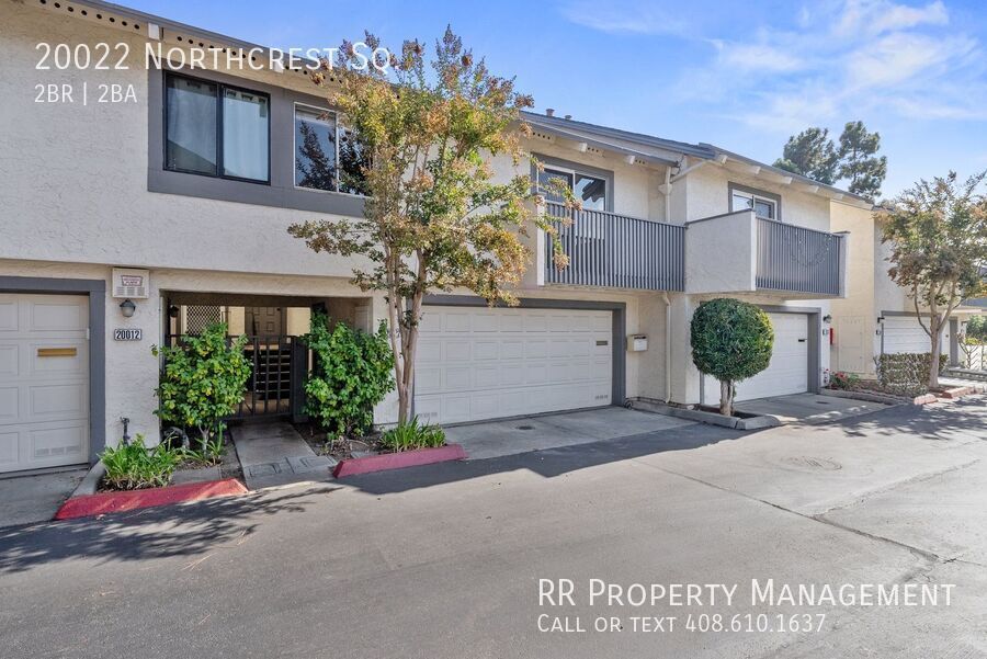 Primary Photo - Well Maintained Townhome in Northpoint Com...