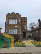 Building Photo - 9318 S Loomis St