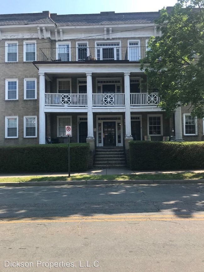Foto del edificio - 2826 W Grace St