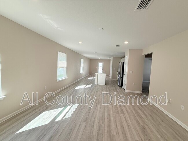 Foto del edificio - 6615 Kettles St