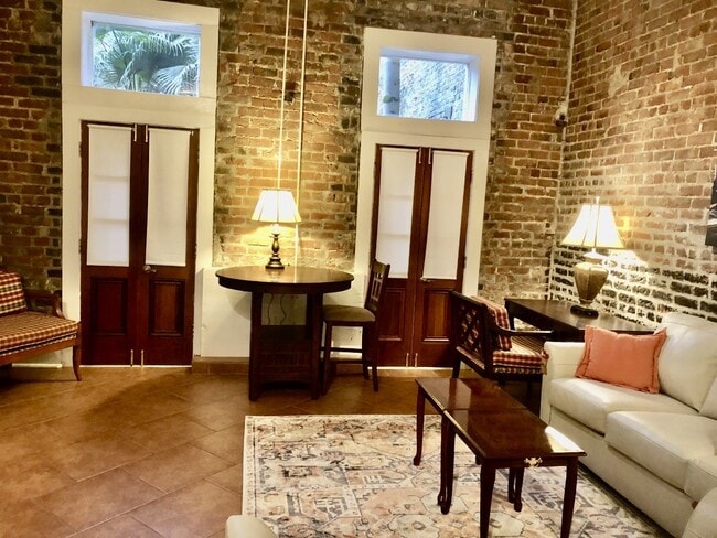 sala de estar/comedor - 854 Camp St