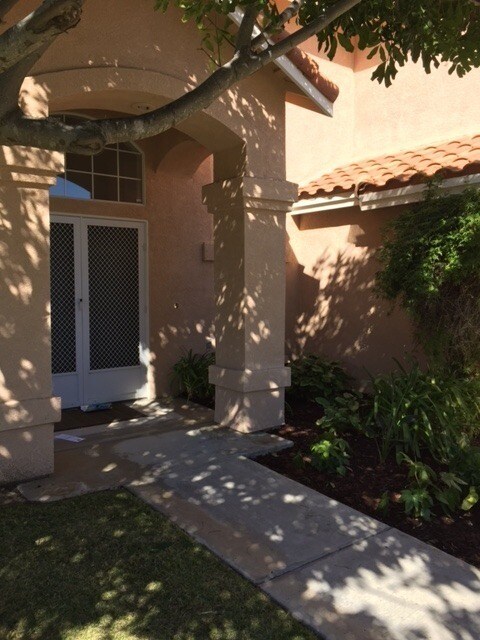 Building Photo - Montecito