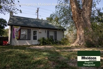 Building Photo - 1137 Van Buren St