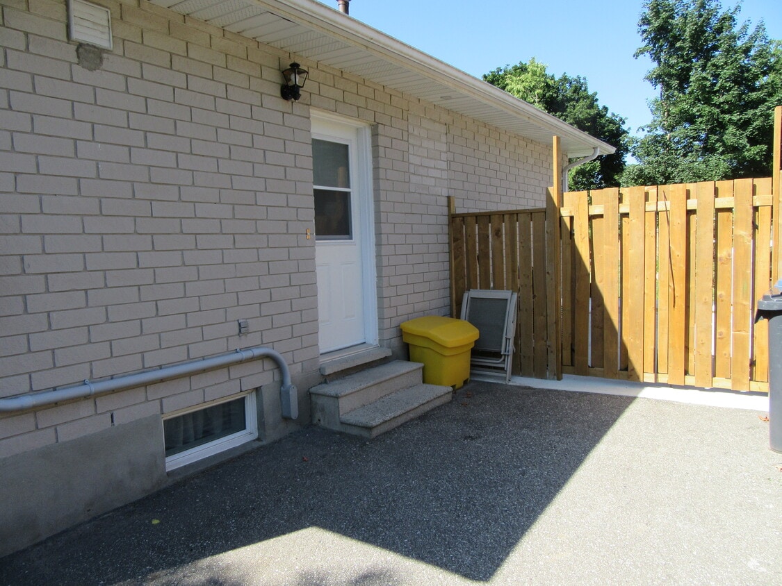 Photo principale - 21 Dovercliffe Rd