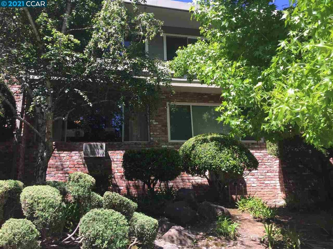 2145 Donald Dr Unit 3, Moraga, CA 94556 Condo for Rent in Moraga, CA