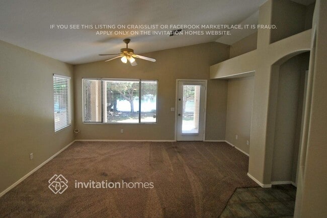 Foto del edificio - 2049 N 109th Ave