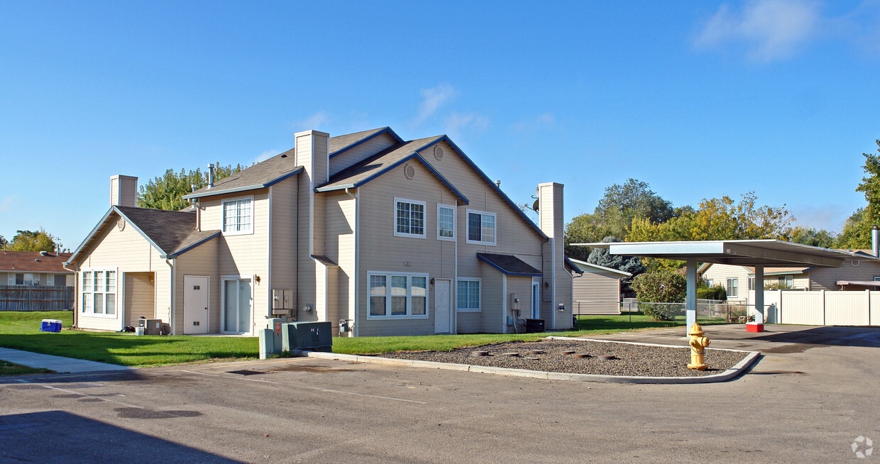 Building Photo - Barritz Court
