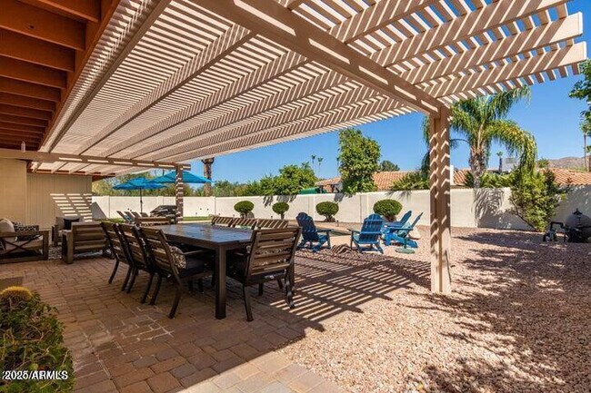 Foto del edificio - 3357 E Hatcher Rd