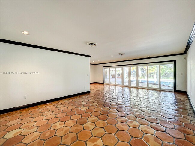 Building Photo - 6405 SW 129th Ter