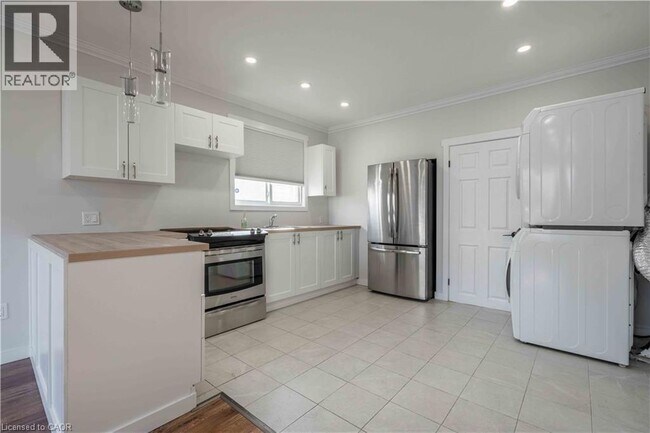 Photo du bâtiment - 204 Glow Ave