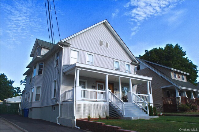 Foto del edificio - 30 Royce Ave