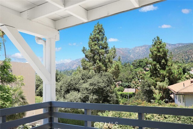 Foto del edificio - 4444 Rosebank Dr