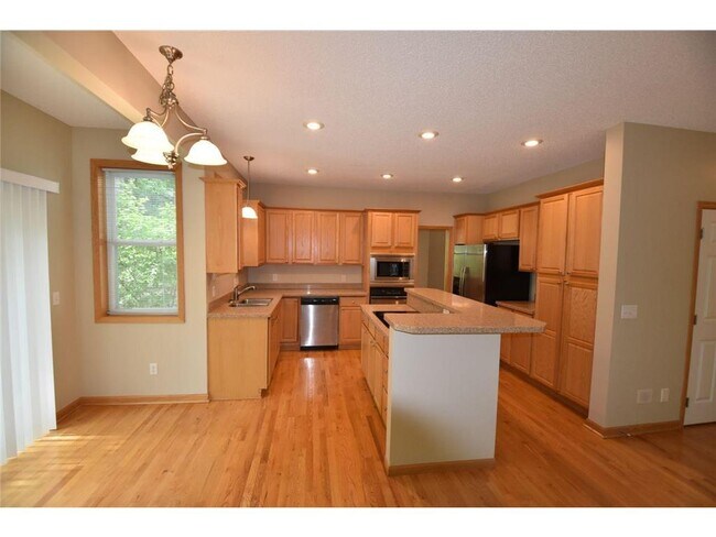 Foto del edificio - 944 Chloe Ln