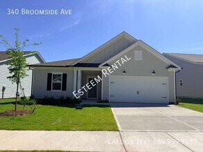 Building Photo - 340 Broomside Ave