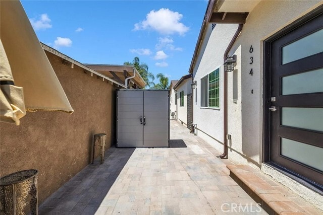 Foto del edificio - 634 E Valencia Ave