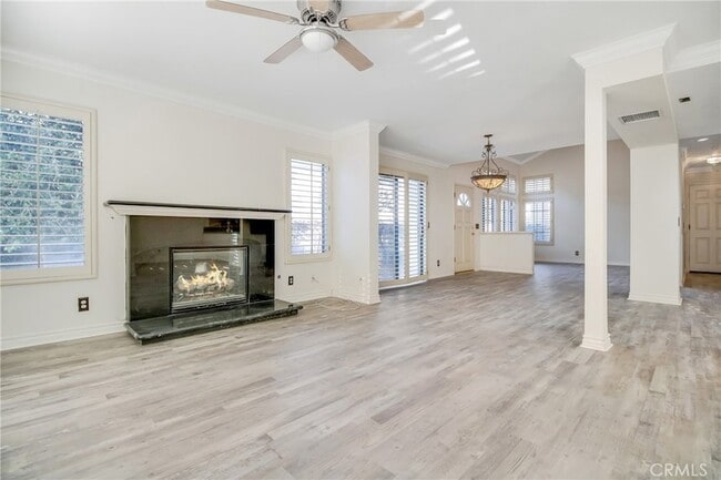Building Photo - 24862 Vista Rancho
