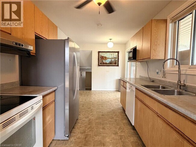 Photo du bâtiment - 259 Camille Crescent