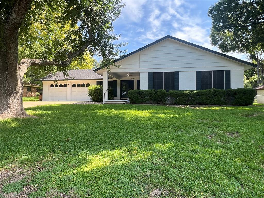Foto principal - 2302 Comburg Castle Way
