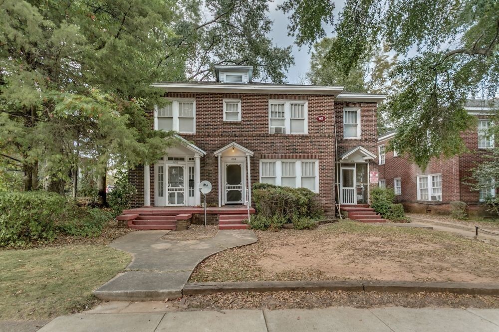 Primary Photo - 1216 Riverside Drive- 1 Bedroom