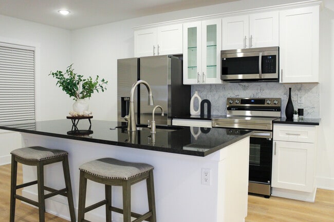 Valley Springs Apartments - Valley Springs Apartments