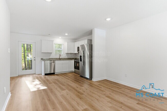 Foto del edificio - 13459 Gorman St