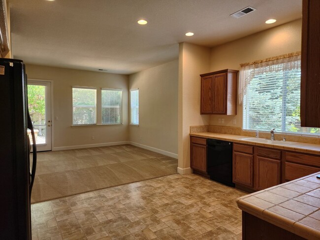 Building Photo - Home For Rent at The Springs on the Sunrid...