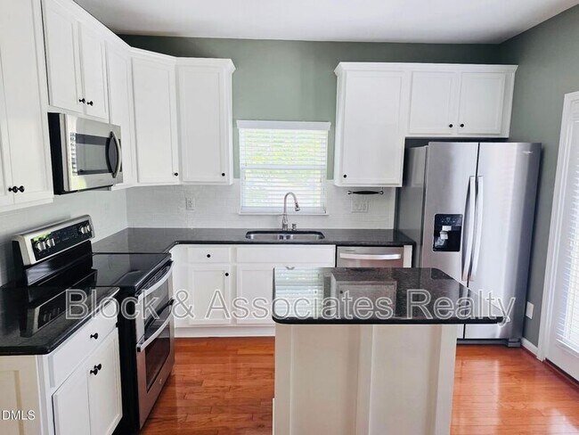Foto del edificio - 124 Braeside Ct