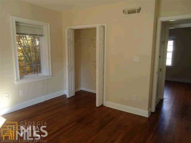 Foto del edificio - 2367 Cascade Rd SW