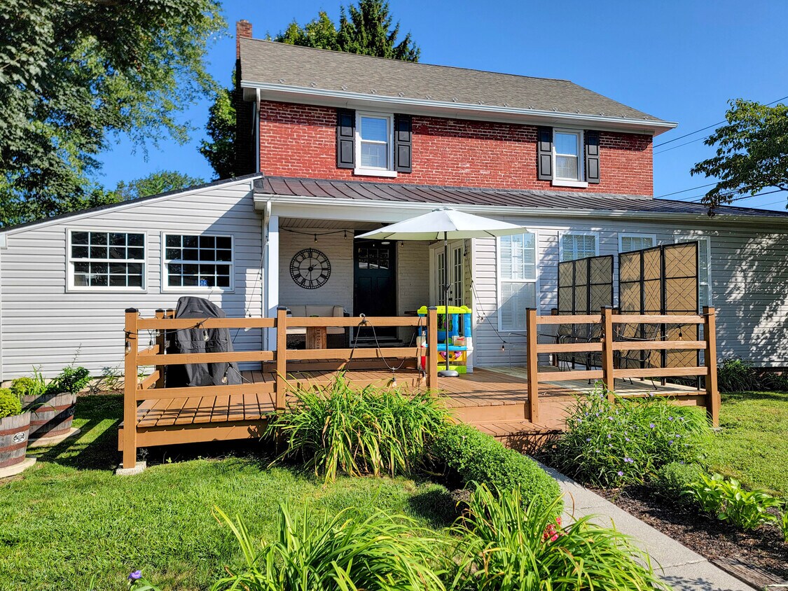 Foto principal - 1027 Fruitville Pike