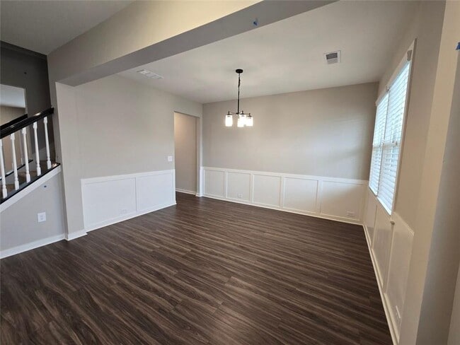 Building Photo - 196 Catalpa Grv