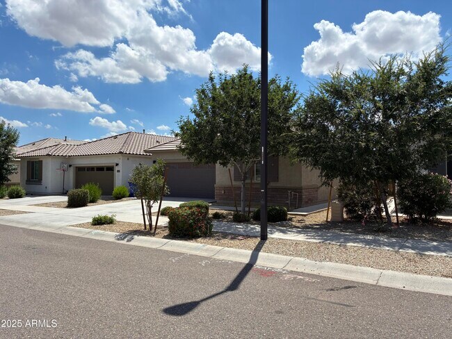 Foto del edificio - 25386 N 143rd Ln