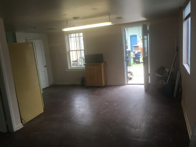 Foto del edificio - 151 W 4th Ave