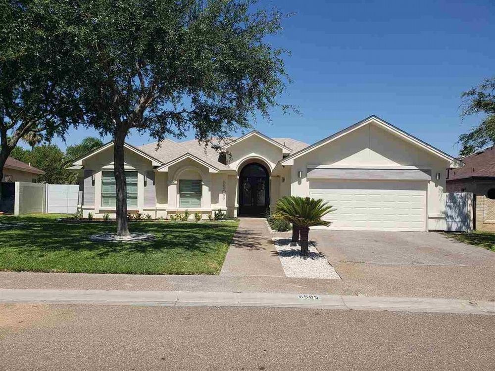 Primary Photo - 6505 Shark Bay Rd