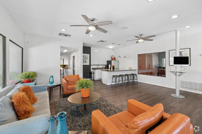 Lobby - Verde Apartments
