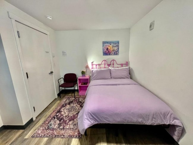 Foto del edificio - 5631 E Cornell Ave