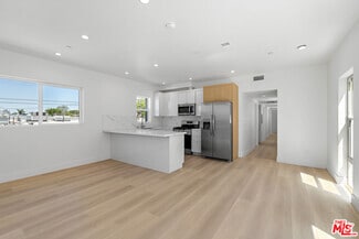 Building Photo - 10963 Calvert St